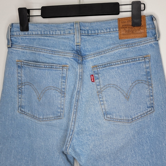 Levi's Wedgie Straight Fit Women's Jeans Light Blue Size 28 Stretch High Rise - Picture 5 of 7